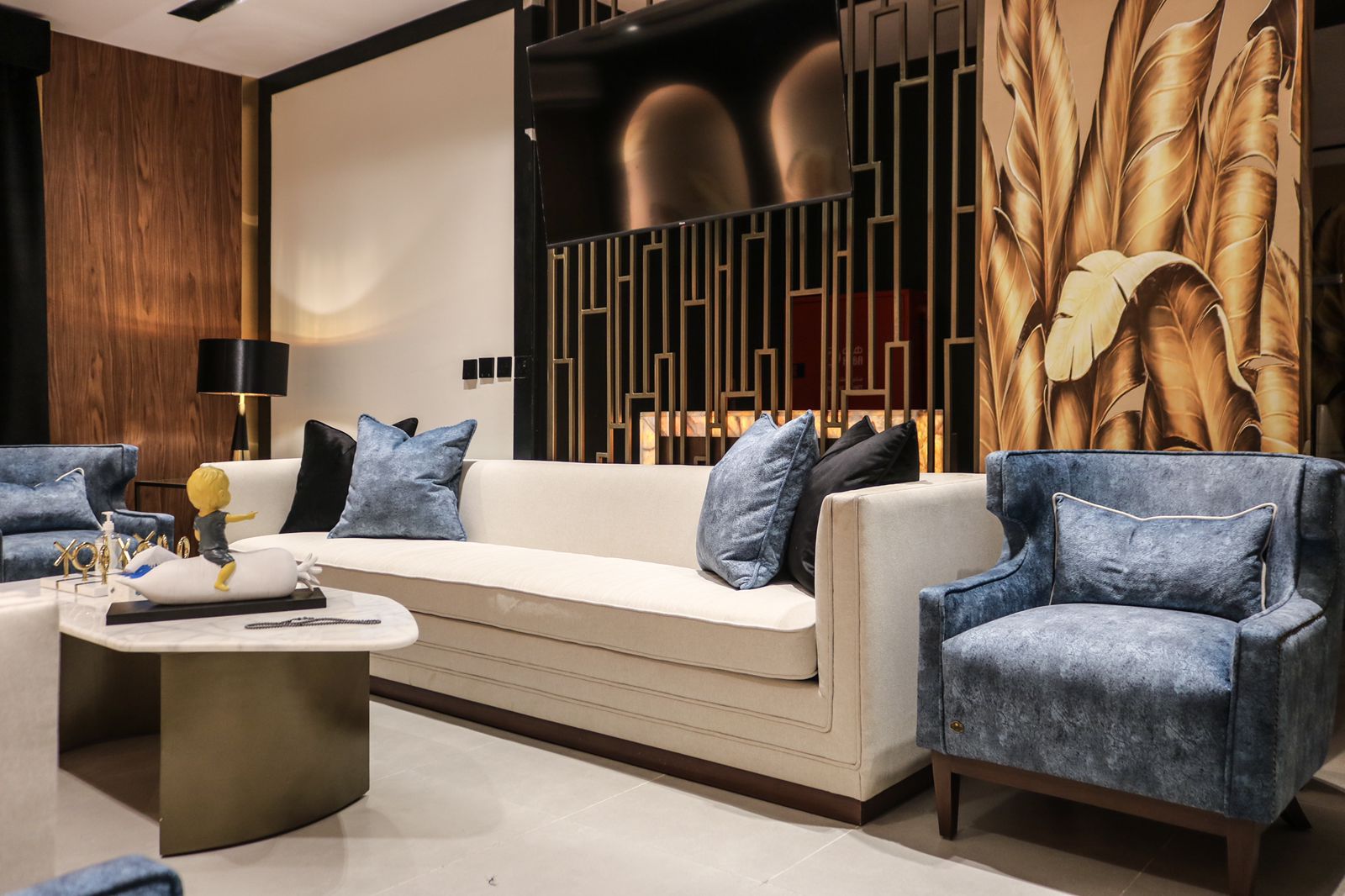 F2f8137f Adf1 404b B8f9 3268339d38be